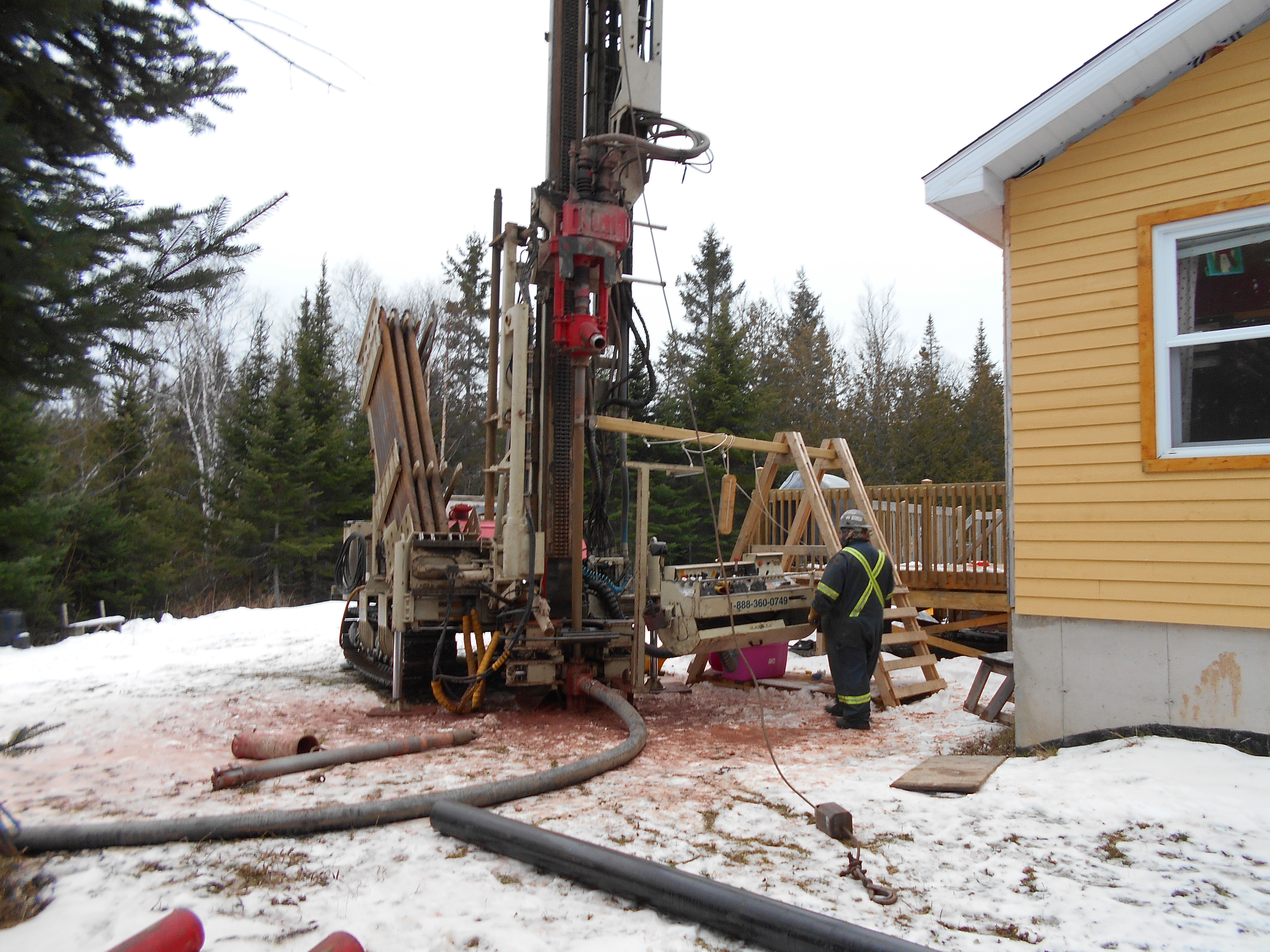 Géothermie Carleton-sur-Mer - Gaspésie - Foreuse sur Chenilles - Comacchio MC-900P