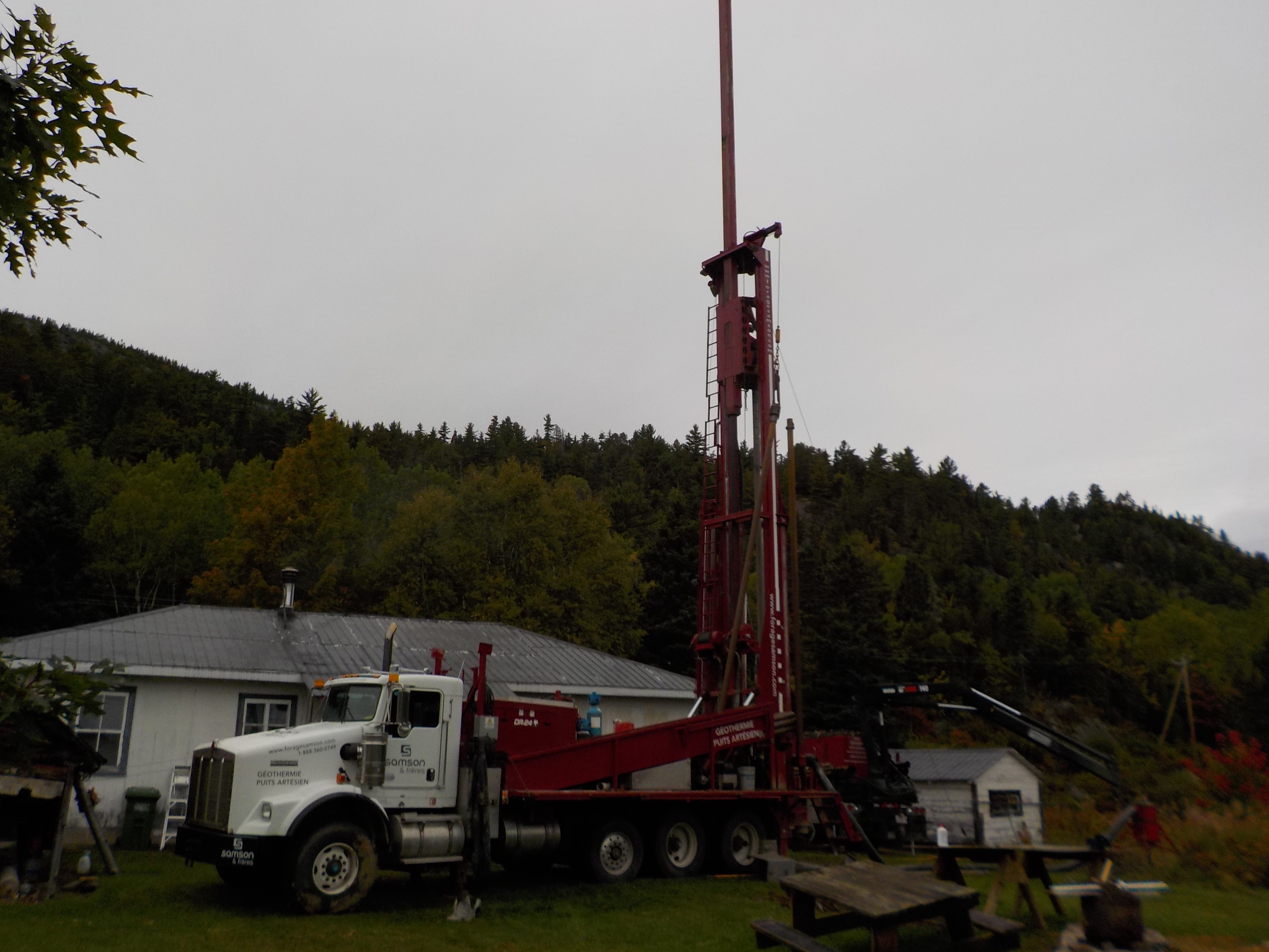 Puits artésien Baie-Sainte-Catherine - Charlevoix - Foremost DR-24