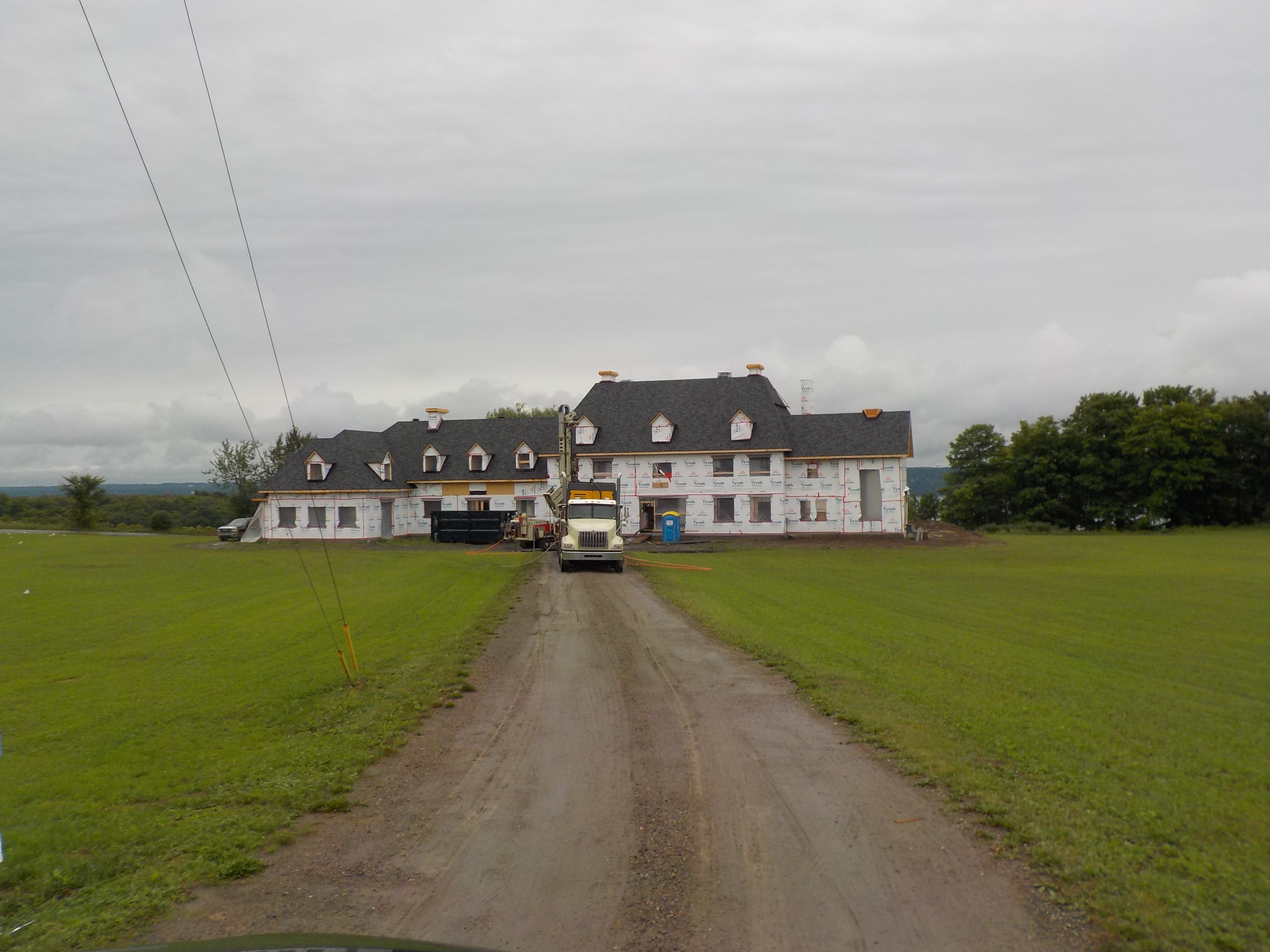 Forage géothermique Saint-Augustin - Québec - Géothermie - Foreuse sur Chenilles - Comacchio MC-900P