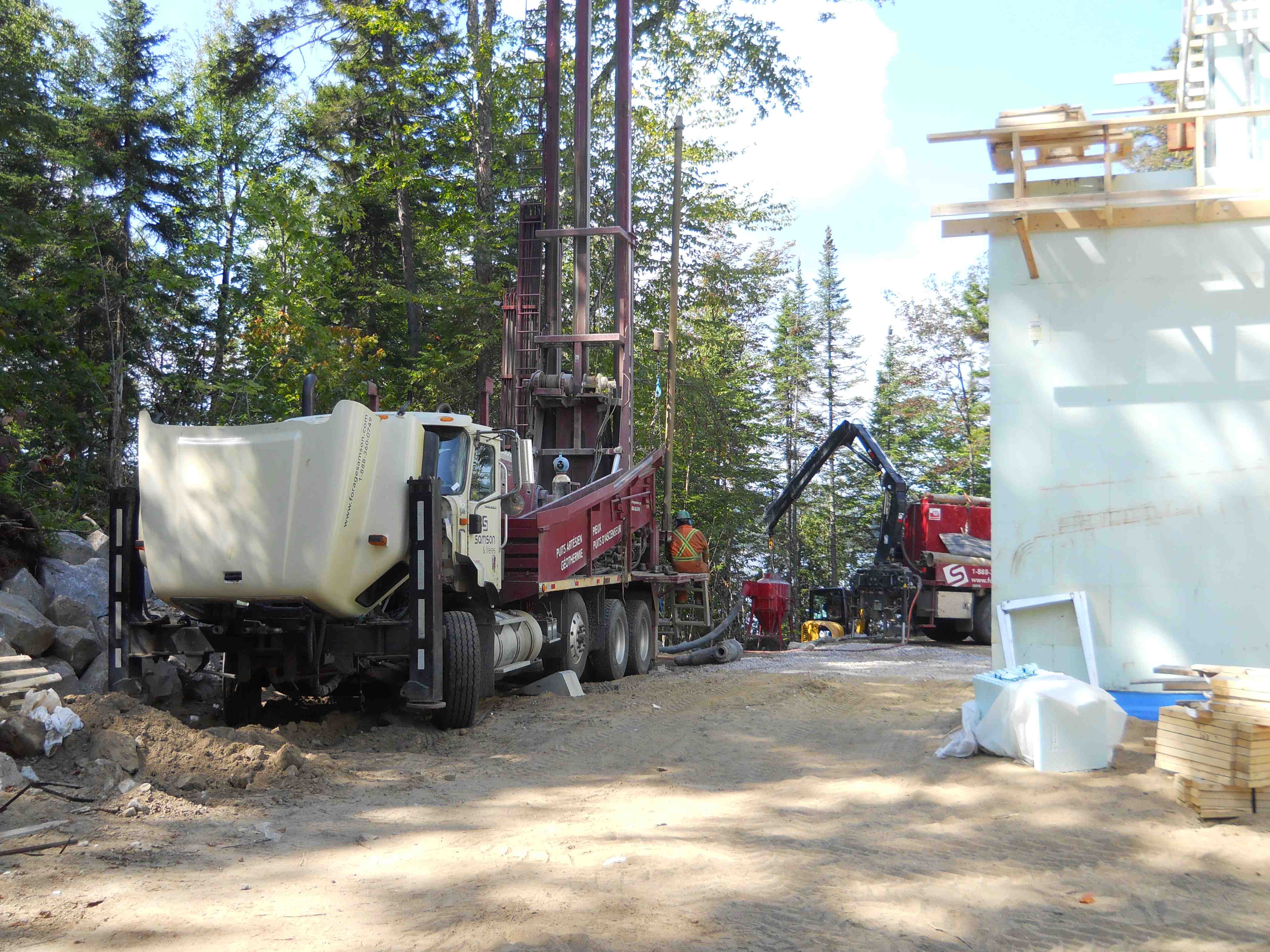 Puits artésien Saint-Raymond - Portneuf - Rue Pleau - Lac-Sept-Iles - Foremost DR-24