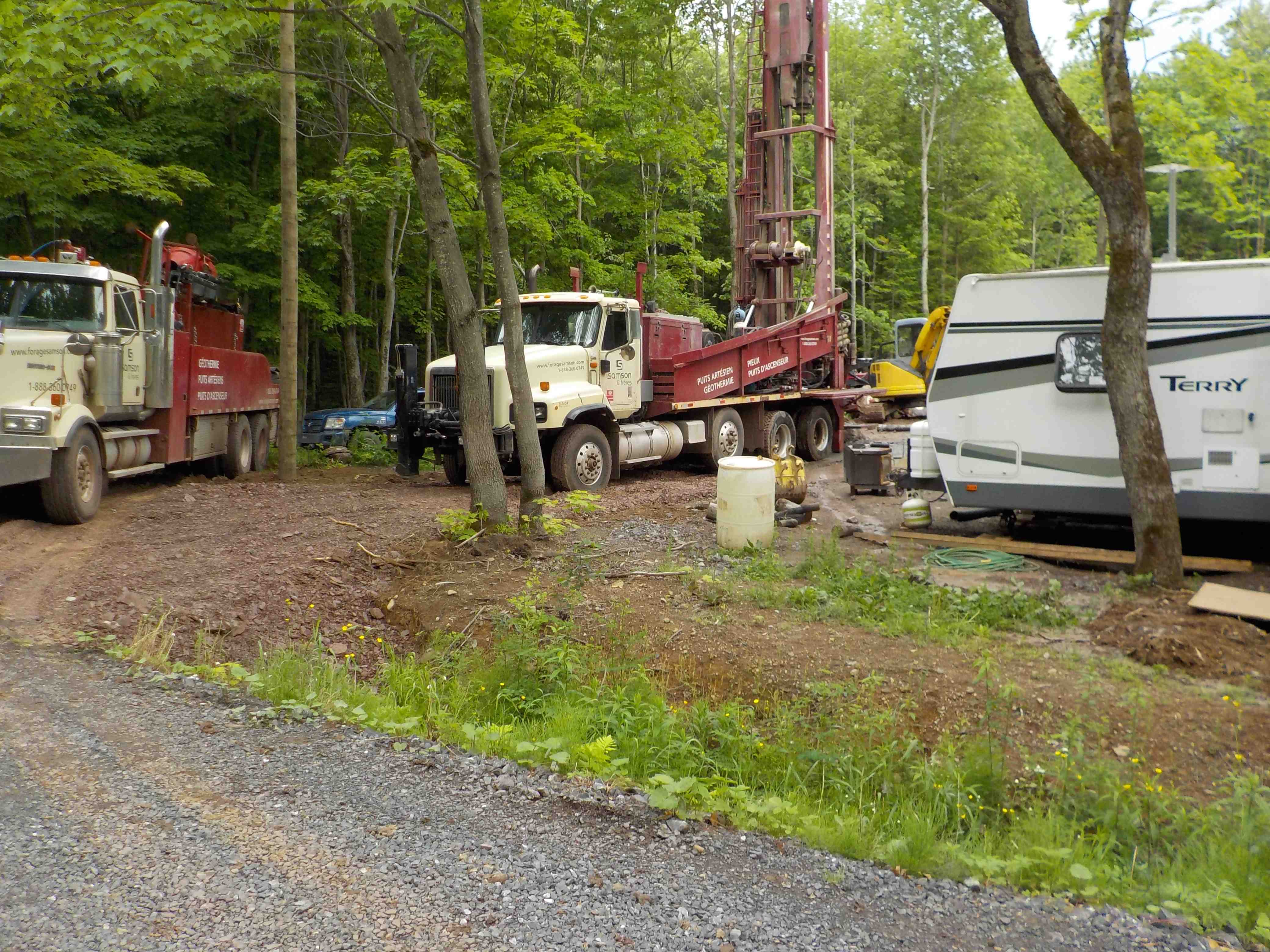 Puits artésien Saint-Antoine-de-Tilly - Chemin Terre Rouge - Foremost DR-24 - Lotbinière