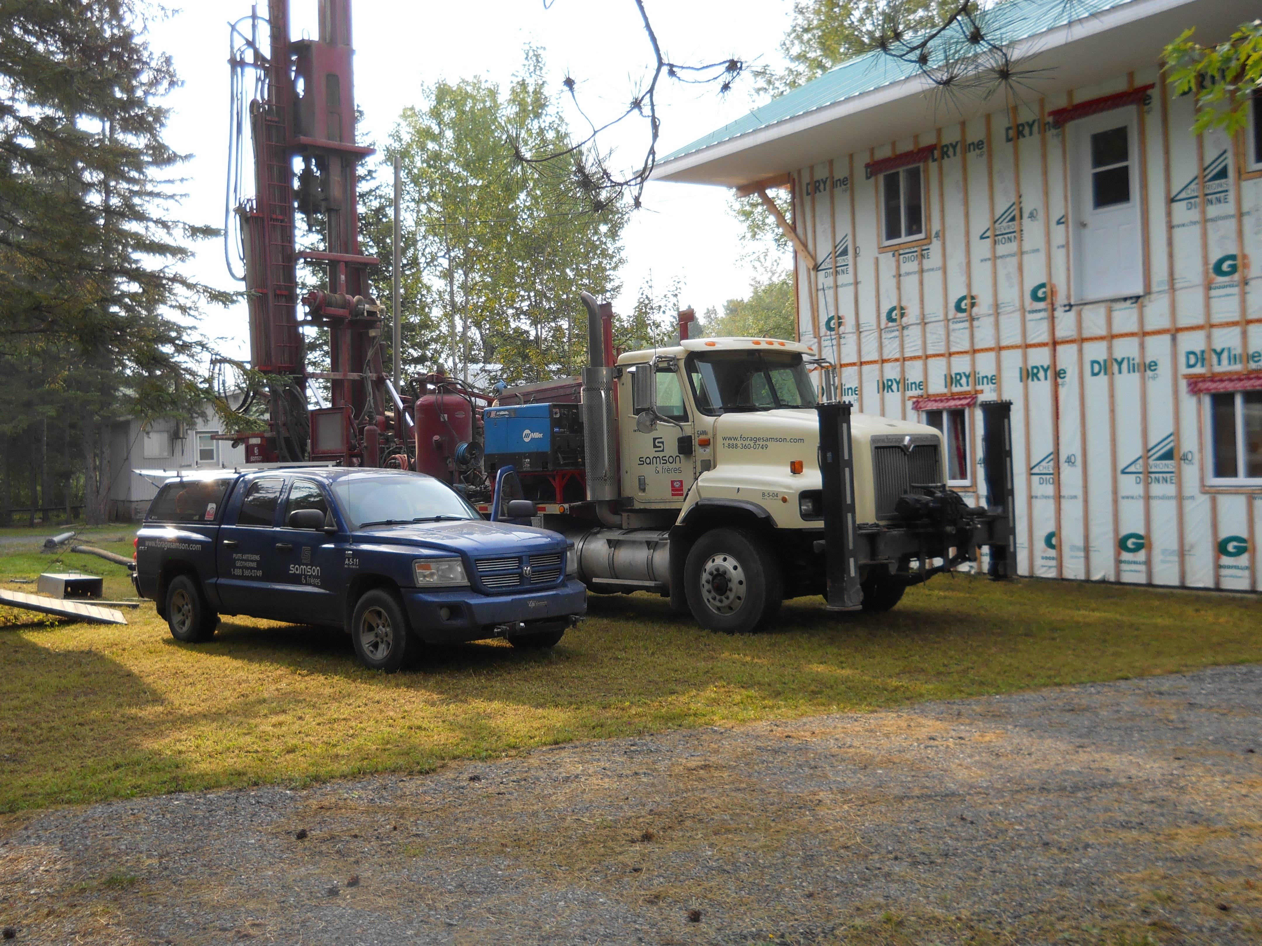 Puits artésien Saint-Pamphile - Puits artésien L'Islet - Forage - Foremost DR-24 - Route de la Grande Rivière-Noire - Samson et Frères inc - Forage Samson - Pompe submersible