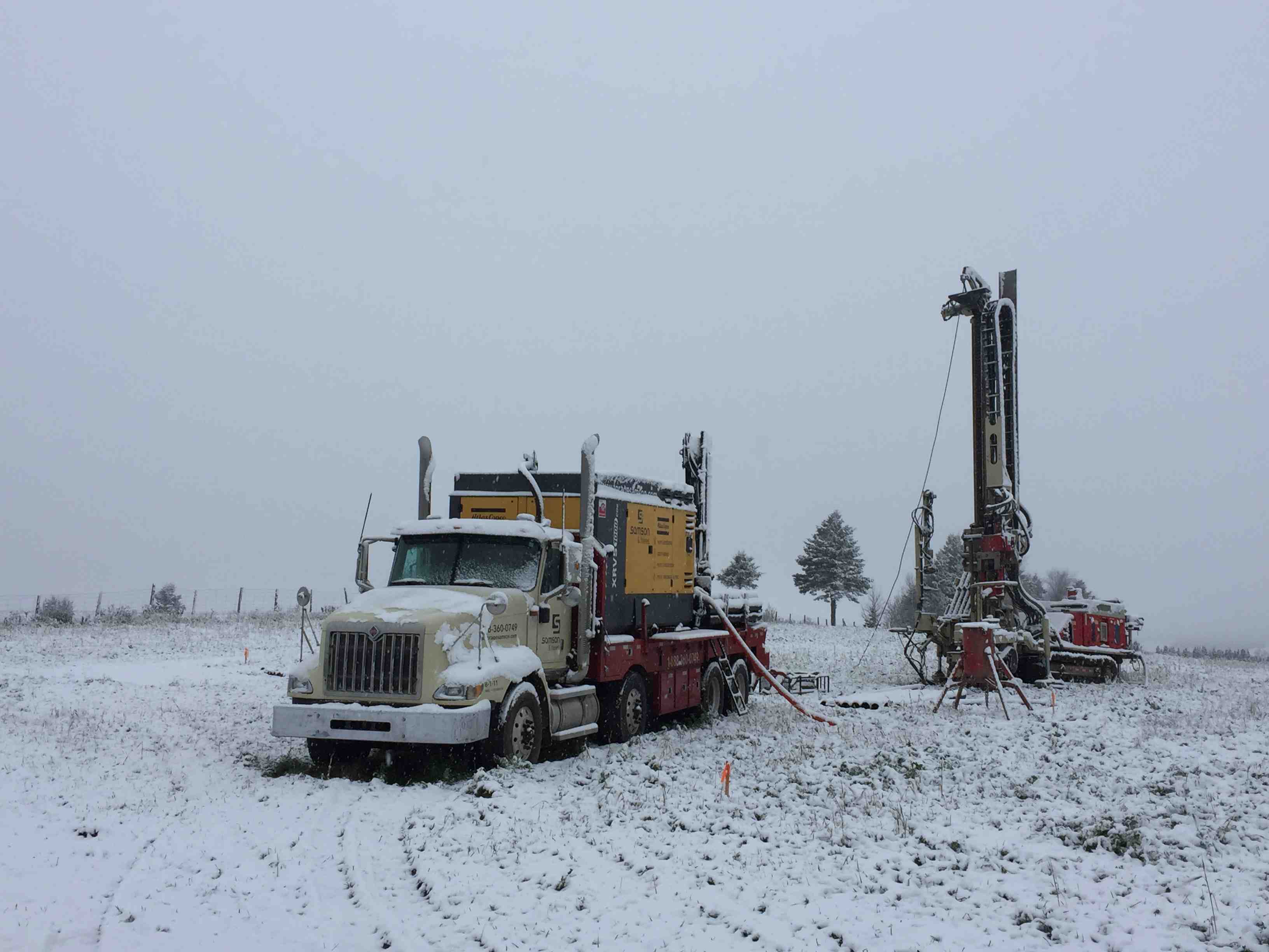 Puits artésien Saint-Hilarion - Charlevoix - Comacchio MC-900P - Foreuse sur Chenilles - Puits Charlevoix - St-Hilarion