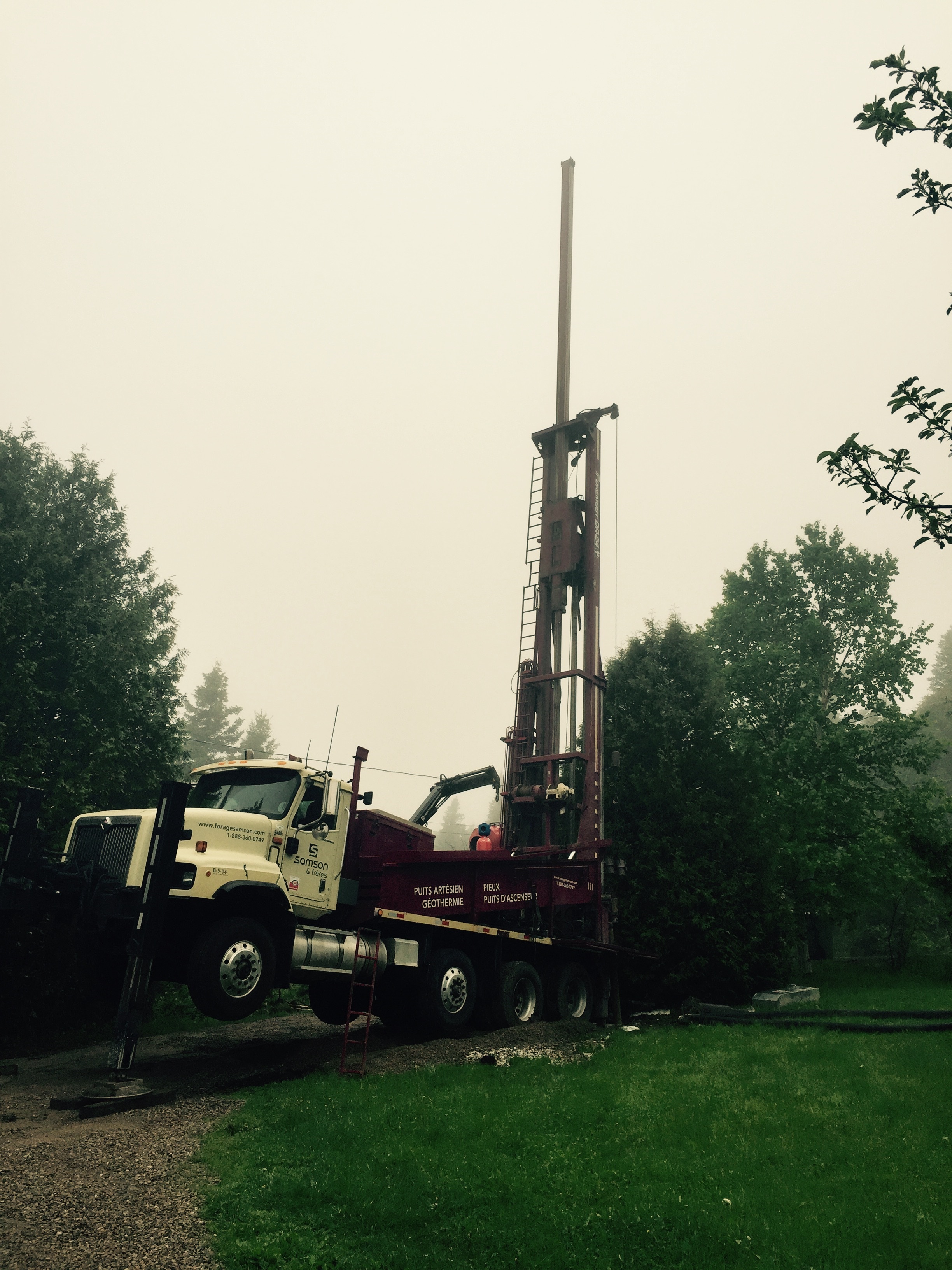 Puits artésien Charlevoix - Saint-Irénée - Nettoyage d'un puits artésien - Ruisseau Jureux - Foremost DR-24