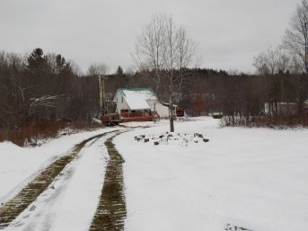 Puits artésien Beauce - Sainte-Clotilde-de-Beauce - Foreuse sur chenilles - Comacchio MC-900P
