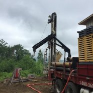 Puits artésien Québec - Beauport - Puits Québec - Rue des Pétales - Forage Samson - Samson et Frères Inc - Comacchio MC-900P - Foreuse sur chenilles