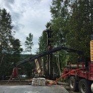 Puits artésien Saint-Aimé-des-Lacs - Charlevoix - Lac-Sainte-Marie - Rue Larouche - Forage Samson - Foreuse sur chenilles - Comacchio MC-900P - Samson et Frères  - Collerette de bentonite - Pompe submersible -  Puits charlevoix