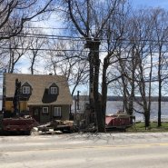 Puits artésien Saint-Laurent - Île-d'orléans - Chemin Royal - Forage Samson - Samson et Frères - Collerette de bentonite - foreuse sur chenilles - Comacchio MC-900P