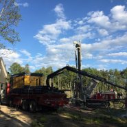 Puits artésien Baie-Saint-Paul - Charlevoix - Puits Charlevoix - Chemin du Cap-aux-Corbeaux Nord , Foreuse sur chenilles - Comacchio MC-900P - Forage Samson - Forage Charlevoix - Samson et Frères Inc -