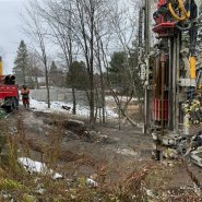 Puits artésien Portneuf - Pont-Rouge - Rang du Petit-Capsa - Foreuse sur chenilles - comacchio mc-22a - pompe submersible - forage samson - puits portneuf 