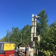 Puits artésien Saint-Fabien-de-Panet - foreuse sur chenilles - comacchio mc-900p - rue principale est - pompe submersible