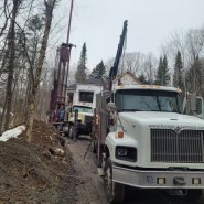 Puits artésien Lac-Saint-Joseph - Chemin Thomas-Maher - foremost dr-24 - pompe submersible - collerette de bentonite - forage samson