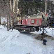 Puits artésien charlevoix - puits charlevoix - forage charlevoix - puits baie-St-Paul - forage samson - samson et frères inc - foreuse sur chenilles - comacchio mc-900p - collerette de bentonite - pompe submersible - puit