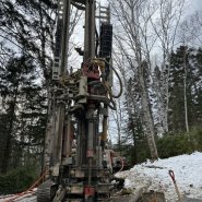puits artésien baie-saint-paul - baie-st-paul - puits charlevoix - forage - foreuse sur chenilles - comacchio mc-22a - collerette de bentonite - pompe submersible - rue du domaine des côtés