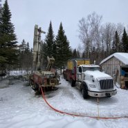 Puits artésien Saint-Hilarion - puits charlevoix - forage charlevoix - comacchio mc-900p - foreuse sur chenilles - rue principale - pompe submersible