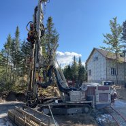 Puits artésien Shannon - Domaine Sherwood - pompe submersible - foreuse sur chenilles - comacchio mc-22a 