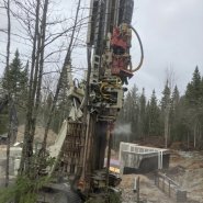 puits artésien stoneham - avenue tewkesbury - pompe submersible stoneham - forage samson - foreuse sur chenilles - comacchio mc-22a