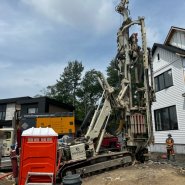 forage géothermique lac-beauport - géothermie - forage samson - rue du bruant - foreuse sur chenilles - comacchio mc-22a