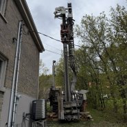 forage géothermique boischatel - puits géothermique - avenue royale - géothermie - forage samson - foreuse sur chenilles - comacchio geo900a