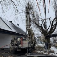 puits géothermique l'Ancienne-lorette - rue émilien-rochette - géothermie - forage samson - comacchio geo900a - foreuse sur chenilles 