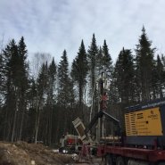 Puits artésien Saint-Raymond de Portneuf - Puits Saint-Raymond - Puits artésien Portneuf - Puits Portneuf - Comacchio MC-900P - Foreuse sur Chenilles - Chemin du Lac-Sept-Iles