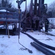 Puits artésien Les Escoumins - Côte-Nord - Rue Pelchat - Puits artésien Côte-Nord - Forage Côte-Nord - Foremost DR-24 - Samson et Frères Inc - Forage Samson 