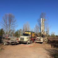 Puits artésien Saint-Jean-Port-Joli - L'Islet - Montée Victor-Duval - Foreuse sur Chenilles - Comacchio MC-900P - Puits L'islet - Terrain - Installation septique - Forage Samson - samson et Frères inc - Pompe submersible - Collerette de bentonite