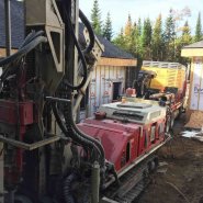 Puits artésien Sainte-Brigitte-de-Laval - Domaine des Hautes Terres - Rue Auclair - Foreuse sur Chenilles - Comacchio MC-900P - La Jacques-Cartier